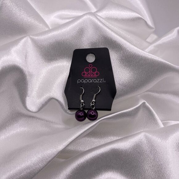 Paparazzi Women's Vintage Appraisal Purple Pearl Layering Necklace & Earring Set - Picture 3 of 12